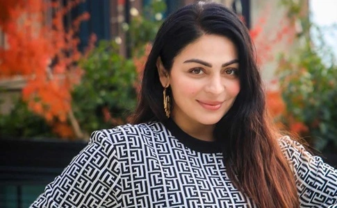 Neeru Bajwa