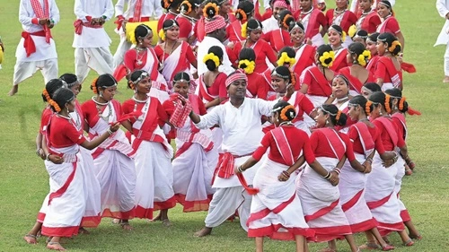 Jhumur Dance