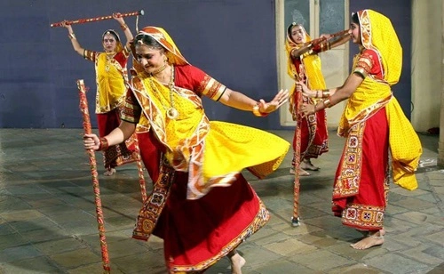 Tippani Dance