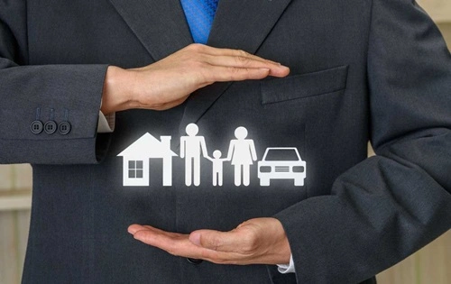 NRIs Benefit from Buying Term Insurance